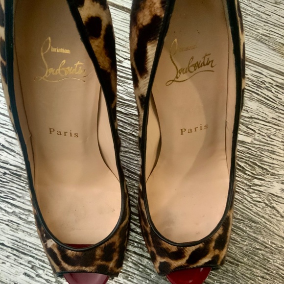AUTHENTIC LEOPARD PRINT CHRISTIAN LOUBOUTIN HEELS - Picture 14 of 16